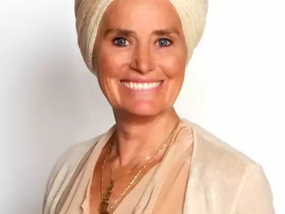 Gurutej Khalsa, 
                            Spirituality, Health & Wellness, Love and Relationships, Yoga, Personal Development & Coaching, Personal Development & Coaching 
                            Expert at Empower 2025 심포지엄