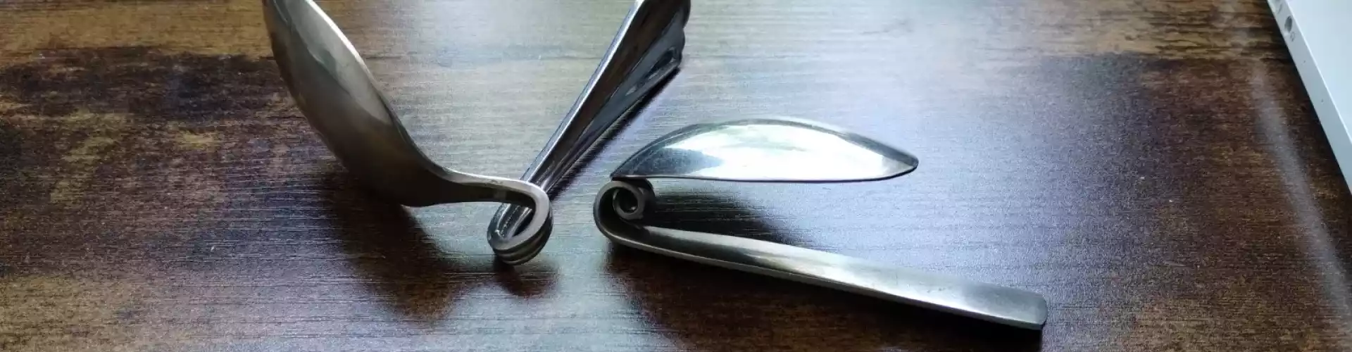 Spoonbending - Bengkel mengenai realiti lentur